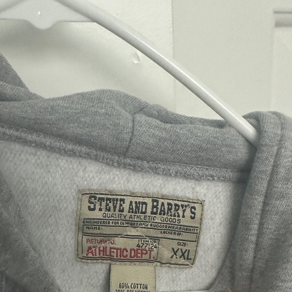 University of Wisconsin Hoodie - Picture 2 of 2